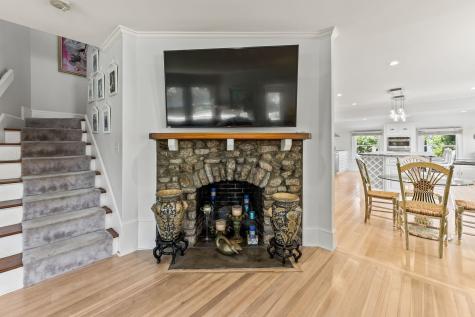 88 Bridge Street Osterville MA 02655