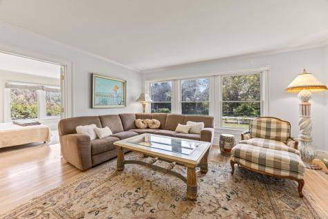 88 Bridge Street Osterville MA 02655