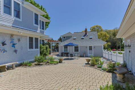 88 Bridge Street Osterville MA 02655