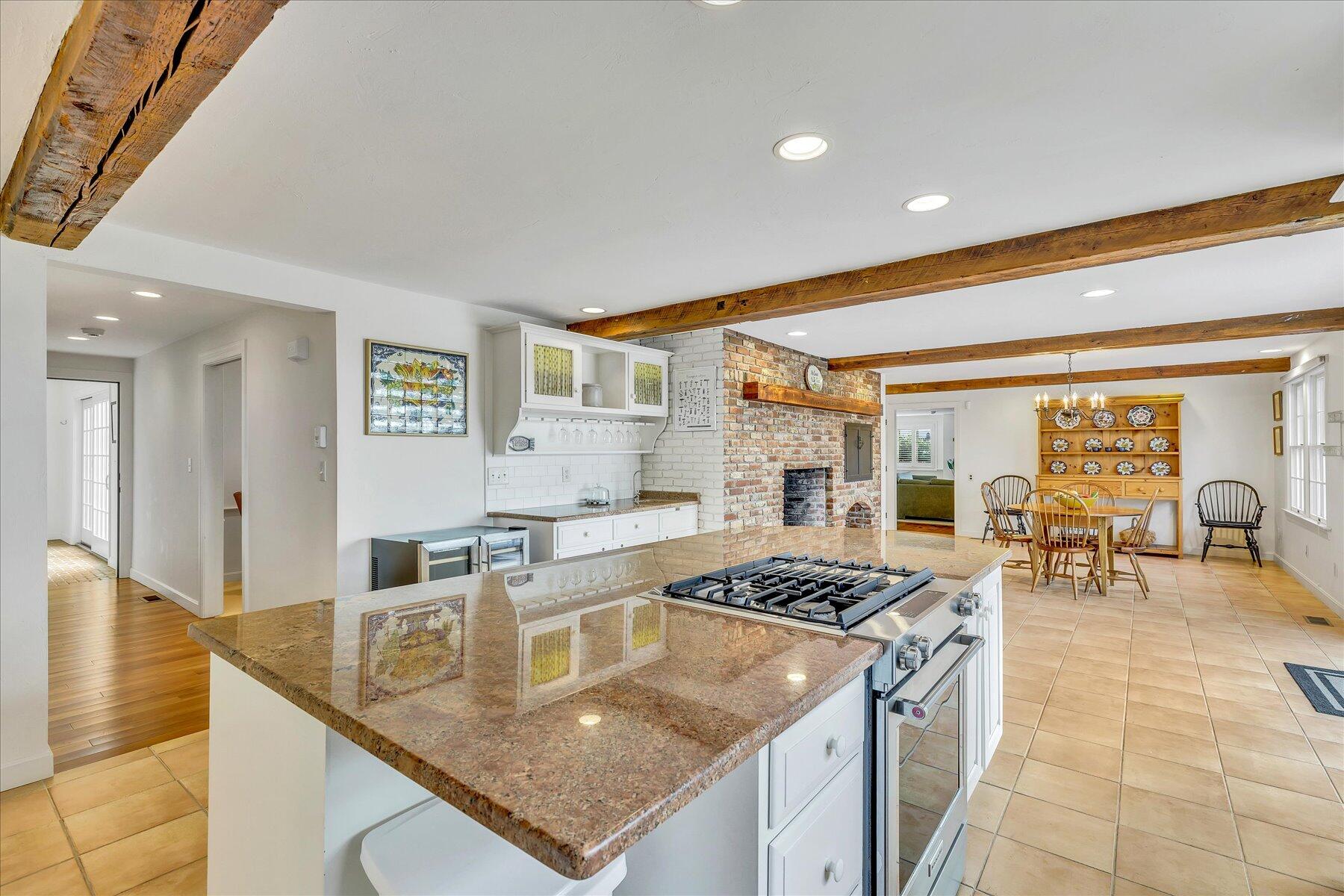 4 Maureens Way Dennis MA 02638