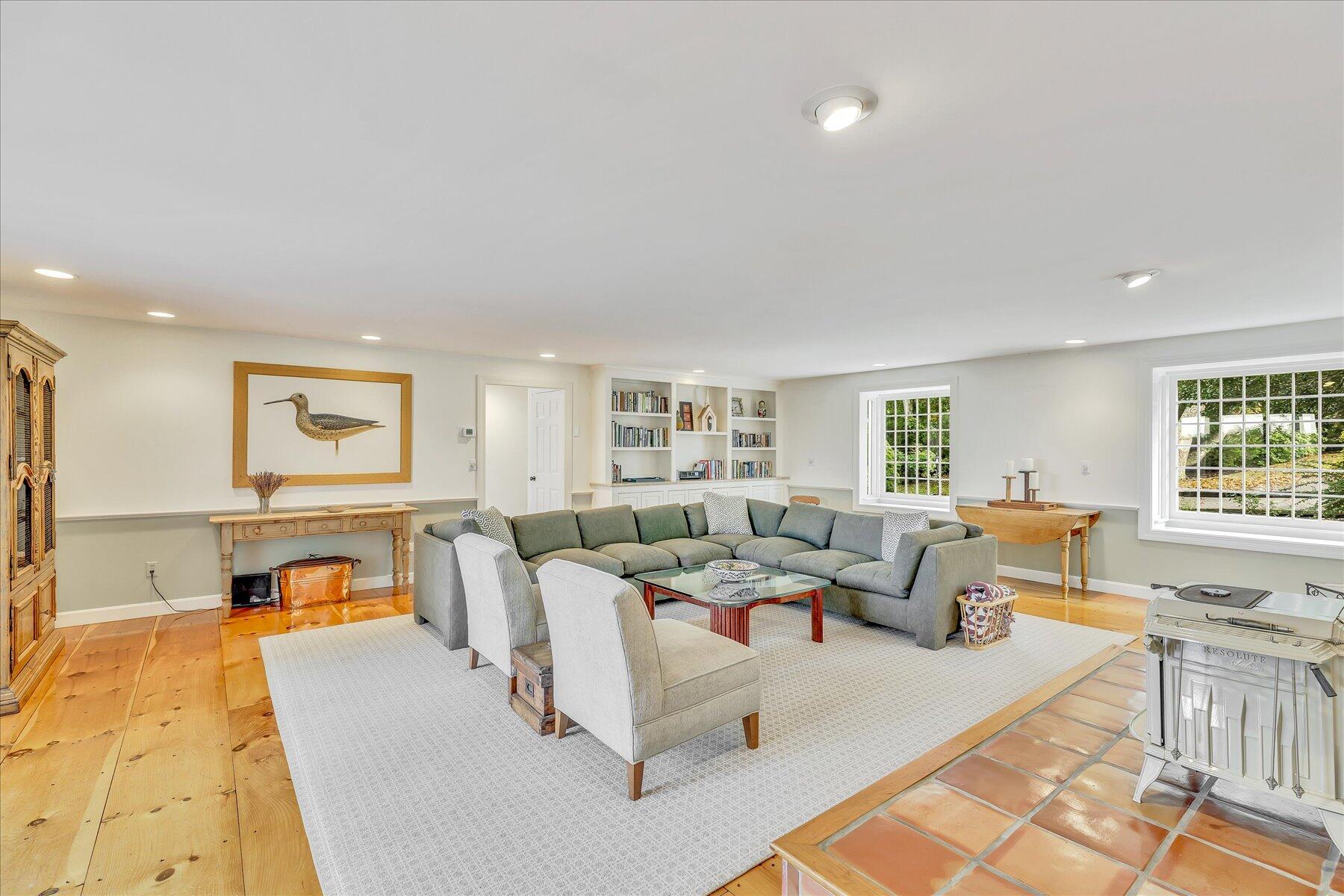 4 Maureens Way Dennis MA 02638