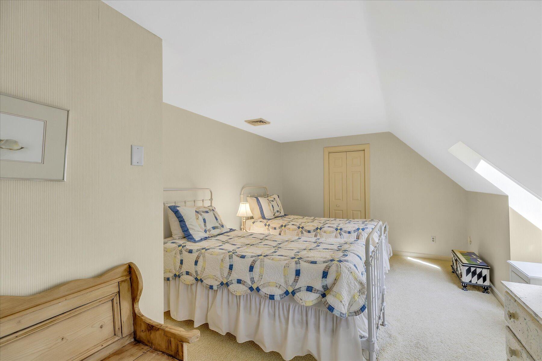 4 Maureens Way Dennis MA 02638