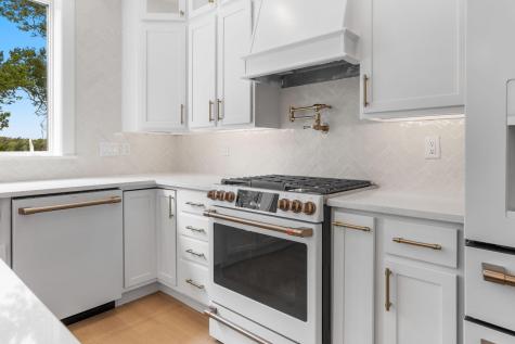 73 Lake Shore Drive Falmouth MA 02536