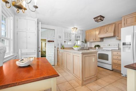 156 Shore Drive Dennis MA 02638
