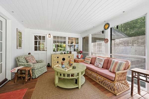 27 Two Ponds Road Falmouth MA 02540