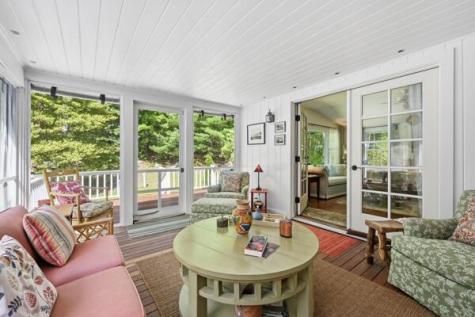 27 Two Ponds Road Falmouth MA 02540
