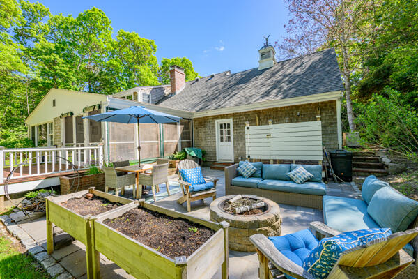 27 Two Ponds Road Falmouth MA 02540