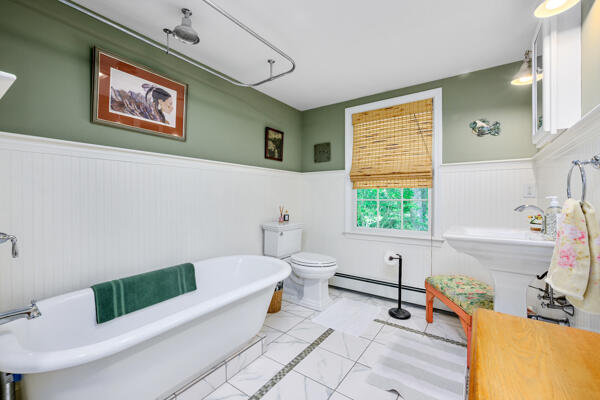 27 Two Ponds Road Falmouth MA 02540