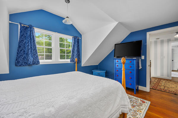 27 Two Ponds Road Falmouth MA 02540