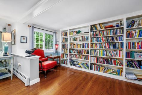 27 Two Ponds Road Falmouth MA 02540