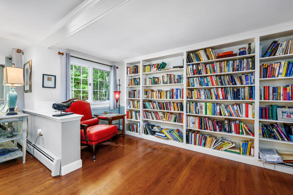 27 Two Ponds Road Falmouth MA 02540