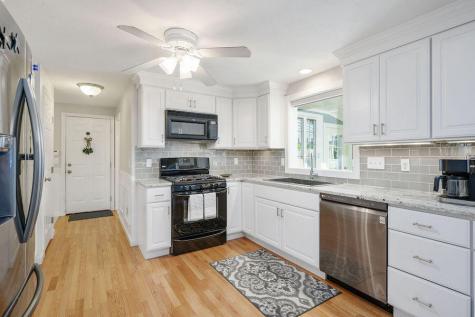 4 Firefly Lane Sandwich MA 02563