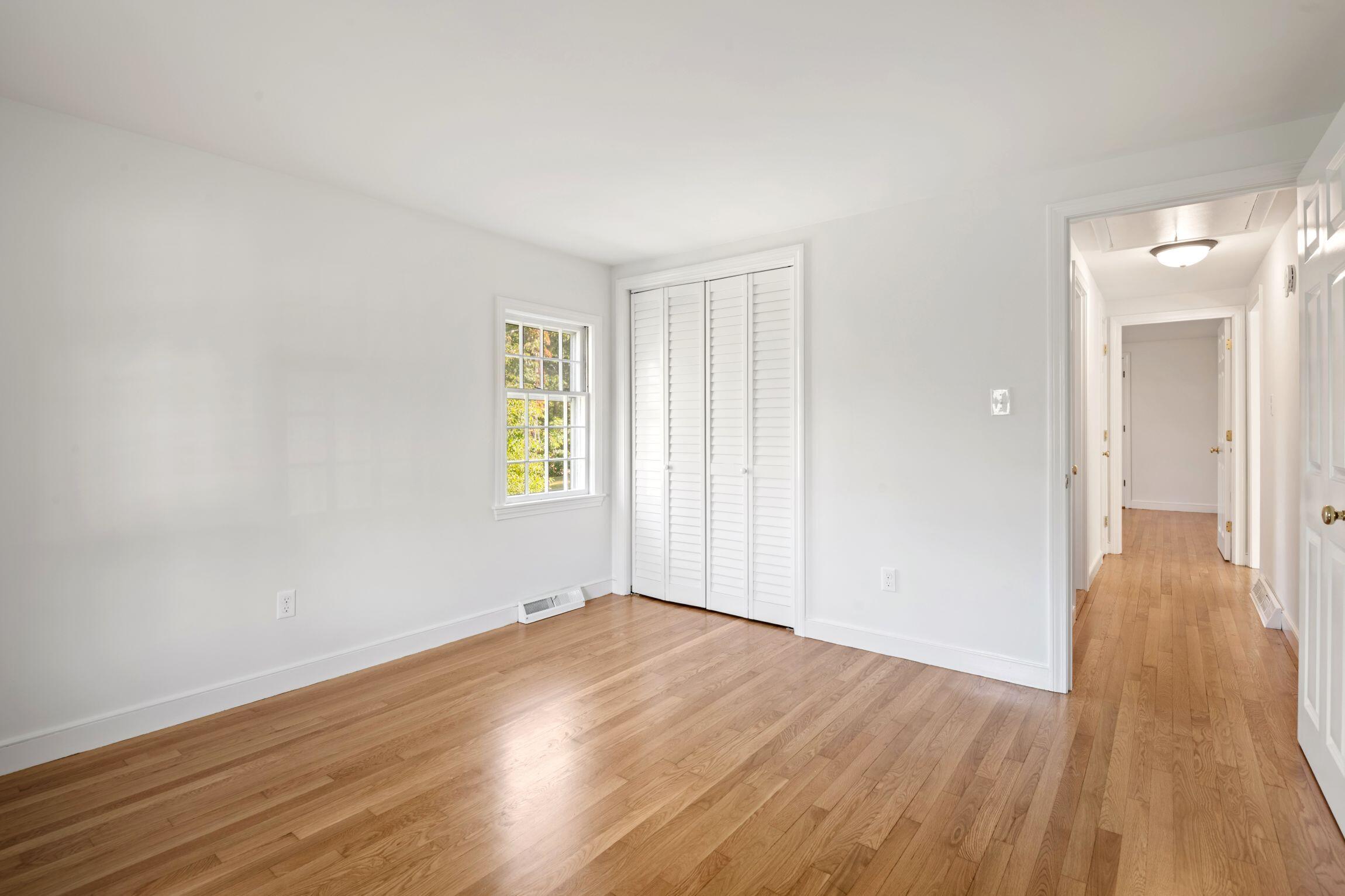 22 Little Lane Harwich MA 02645