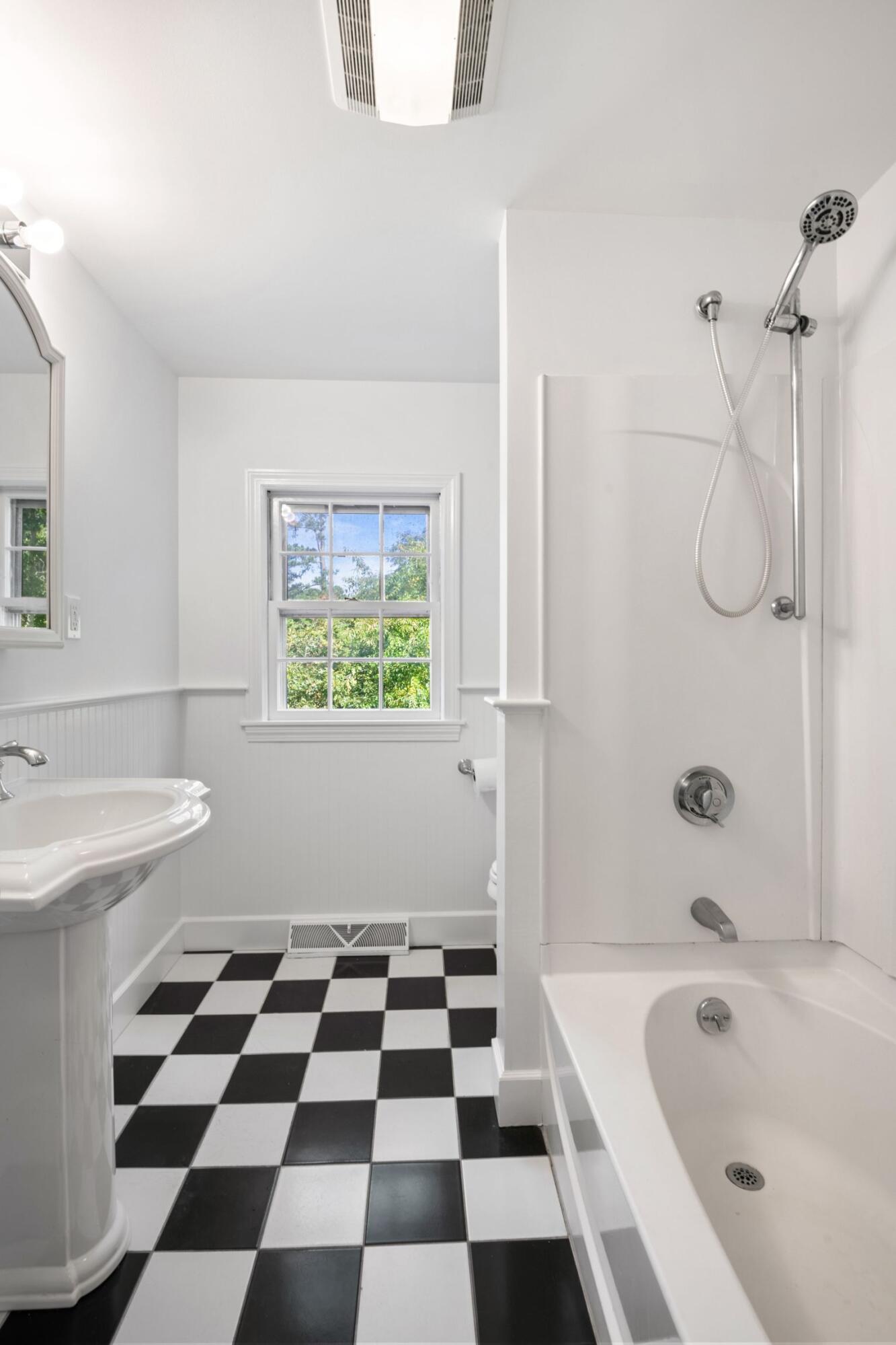 22 Little Lane Harwich MA 02645