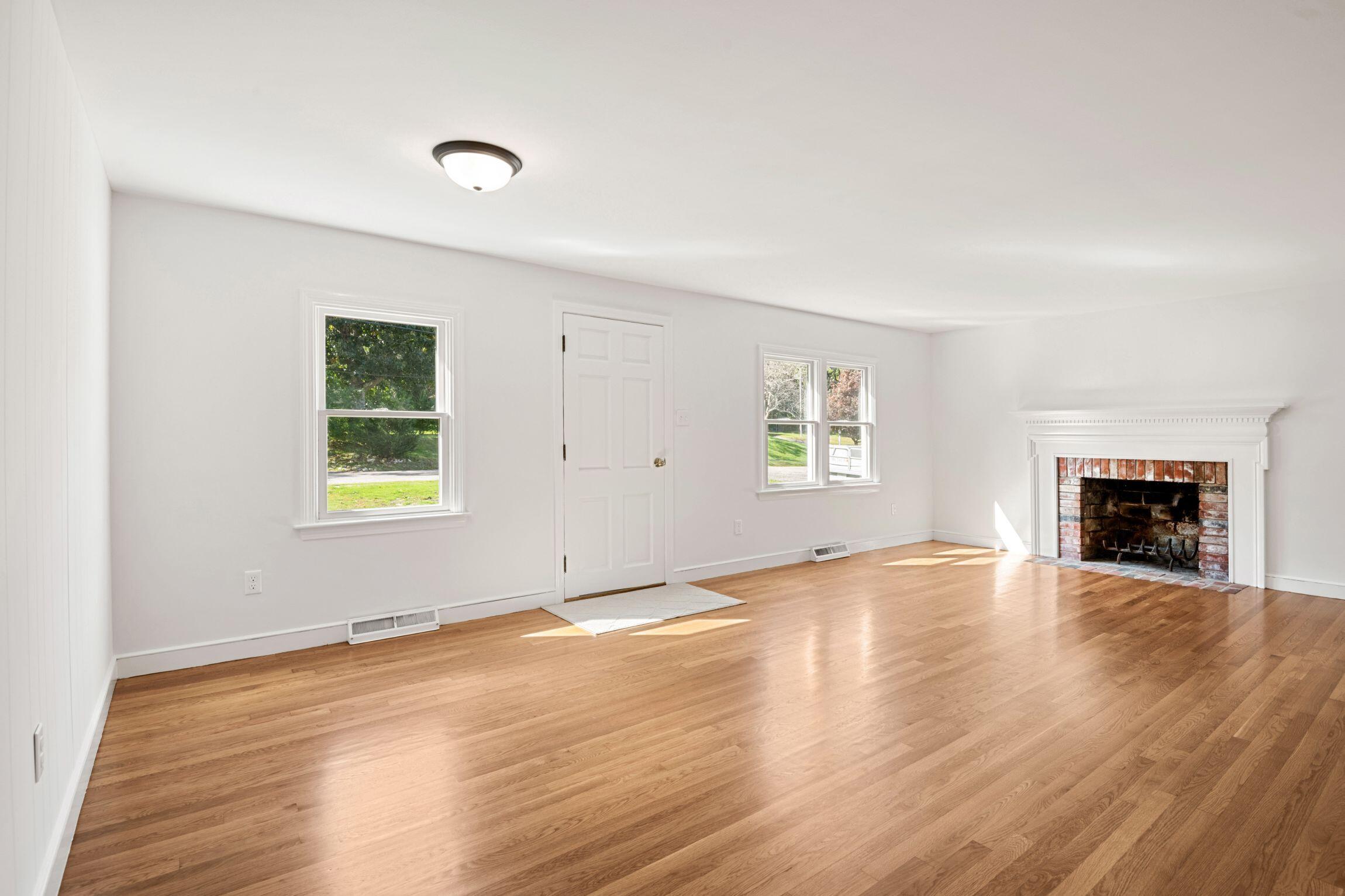 22 Little Lane Harwich MA 02645