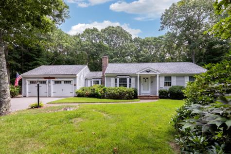 26 Quashnet Way East Falmouth MA 02536