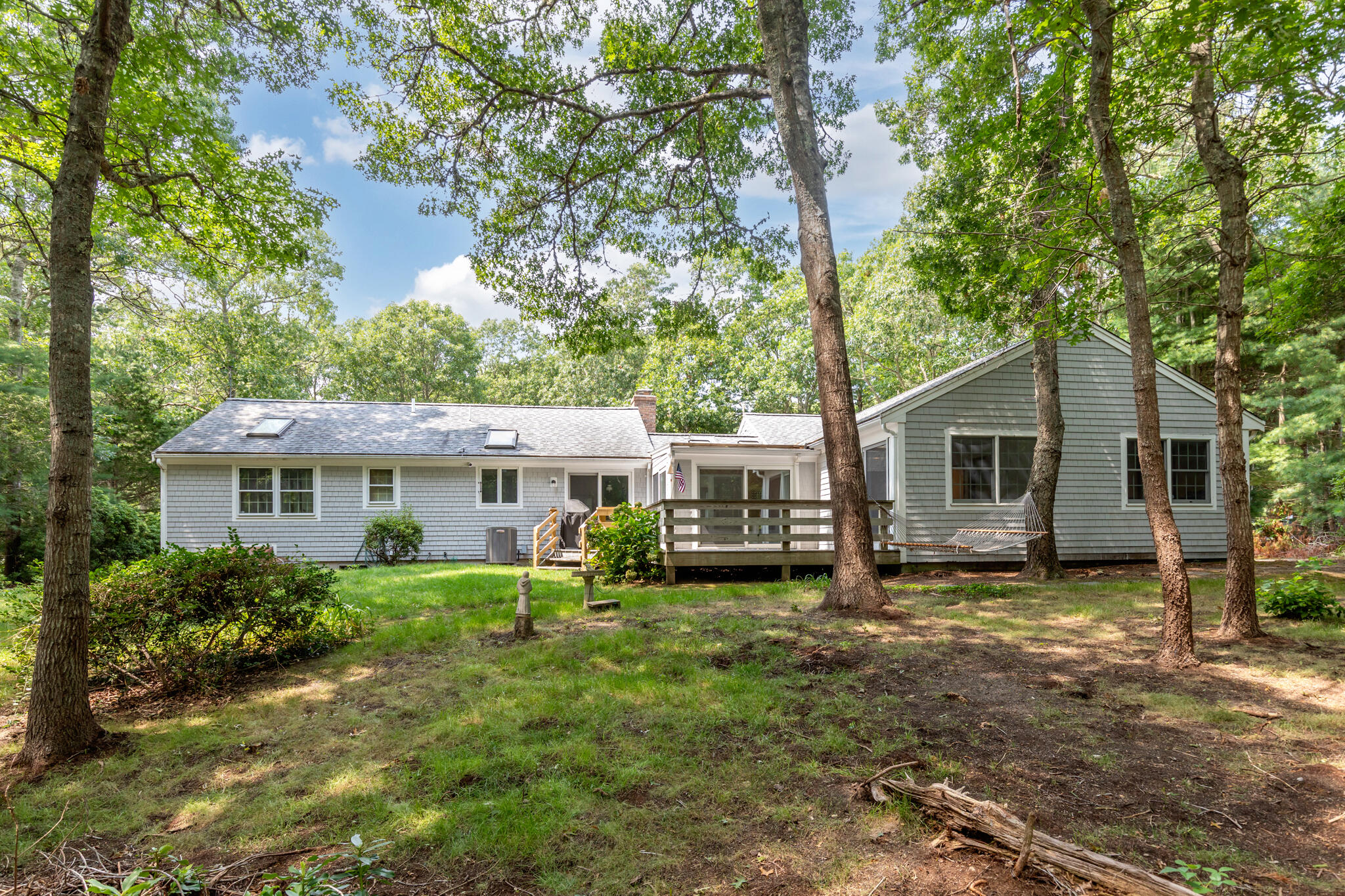 26 Quashnet Way Teaticket MA 02536