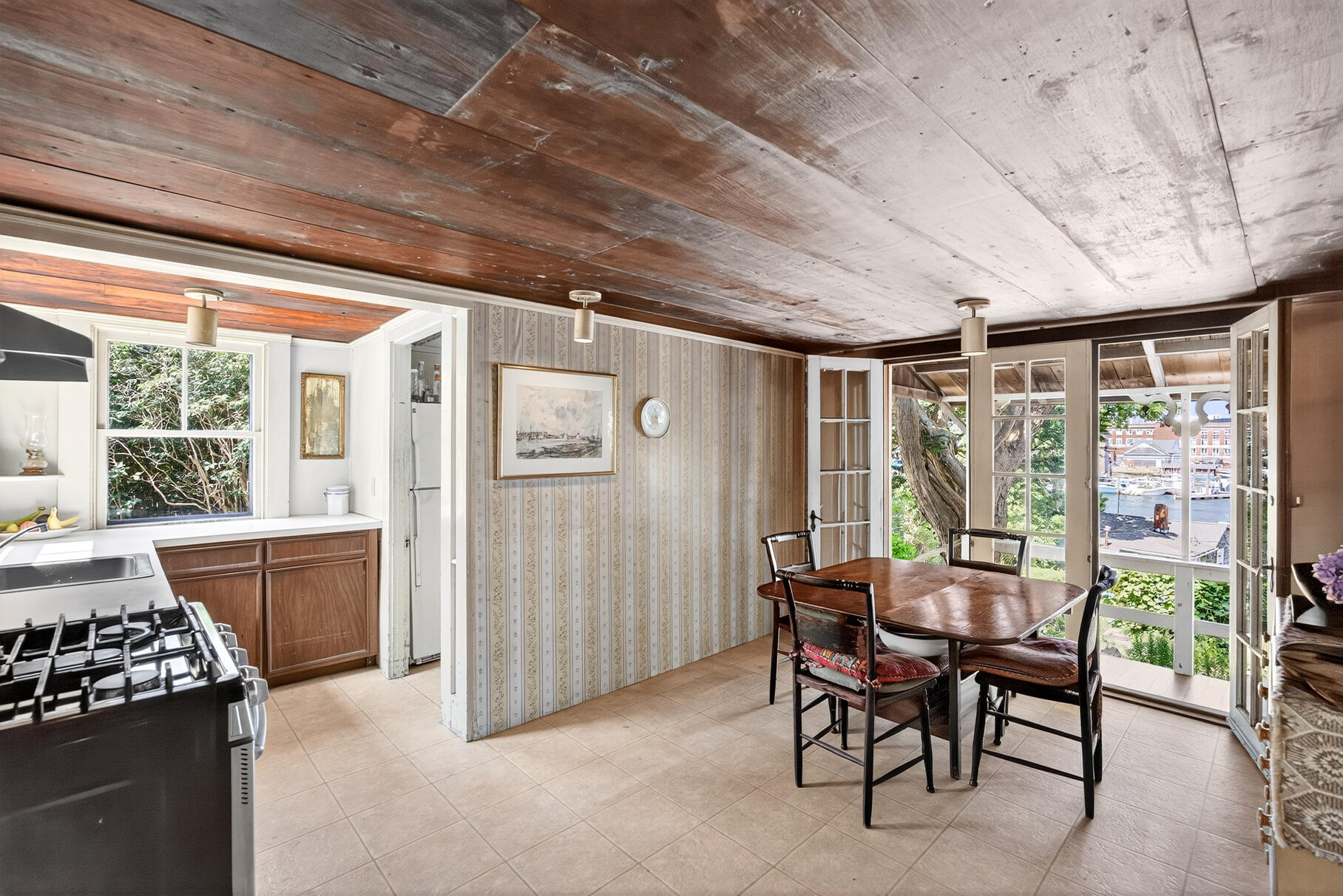 14 School Street Woods Hole MA 02543