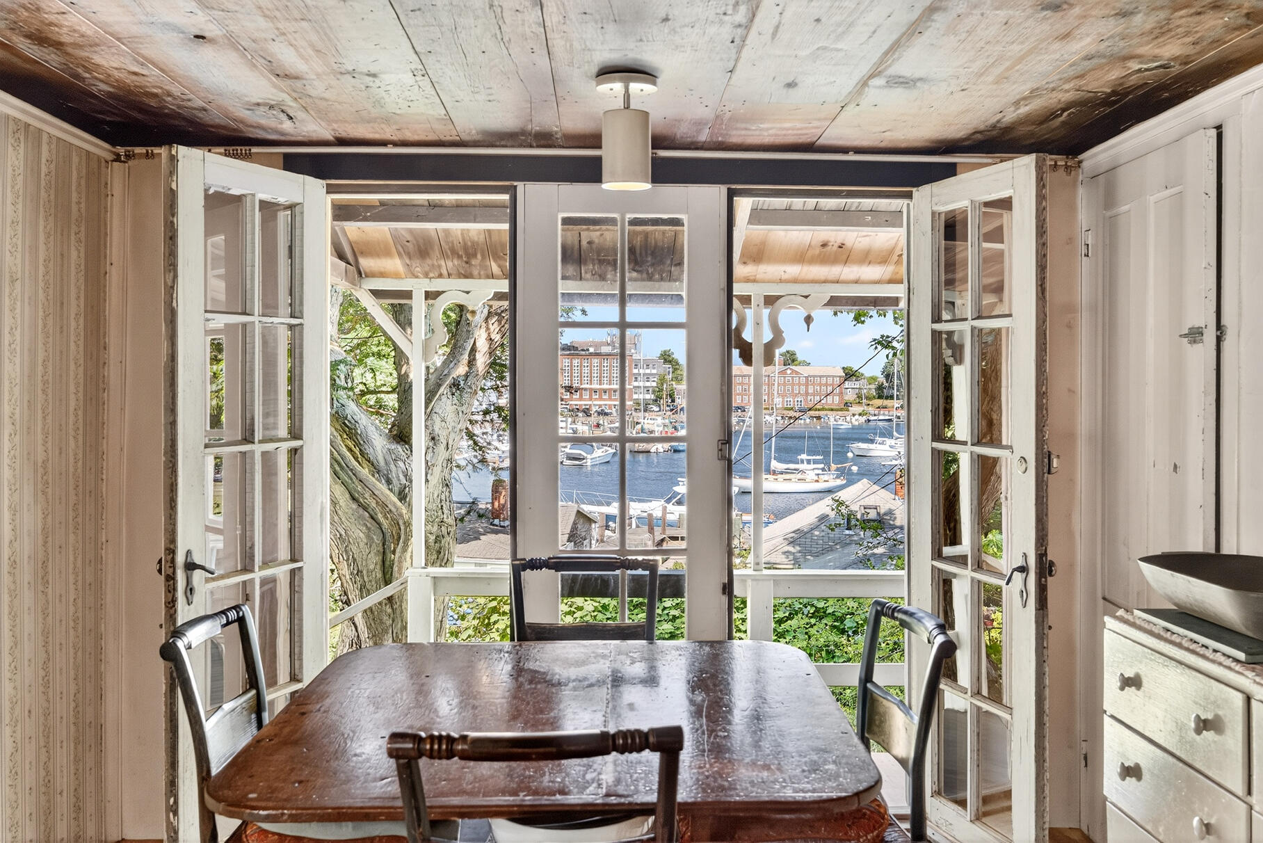 14 School Street Woods Hole MA 02543