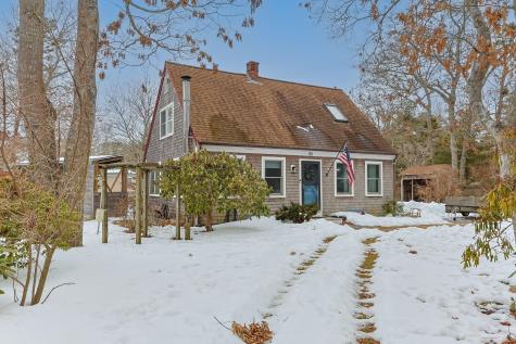 25 Rainbow Lane Mashpee MA 02649