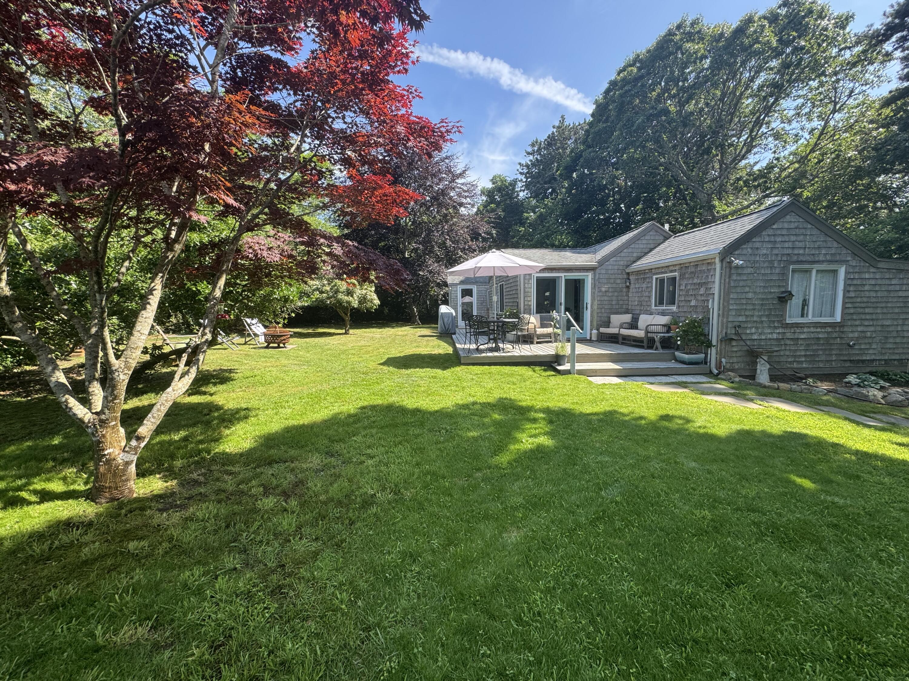 10 Dan'ls Way West Tisbury MA 02575