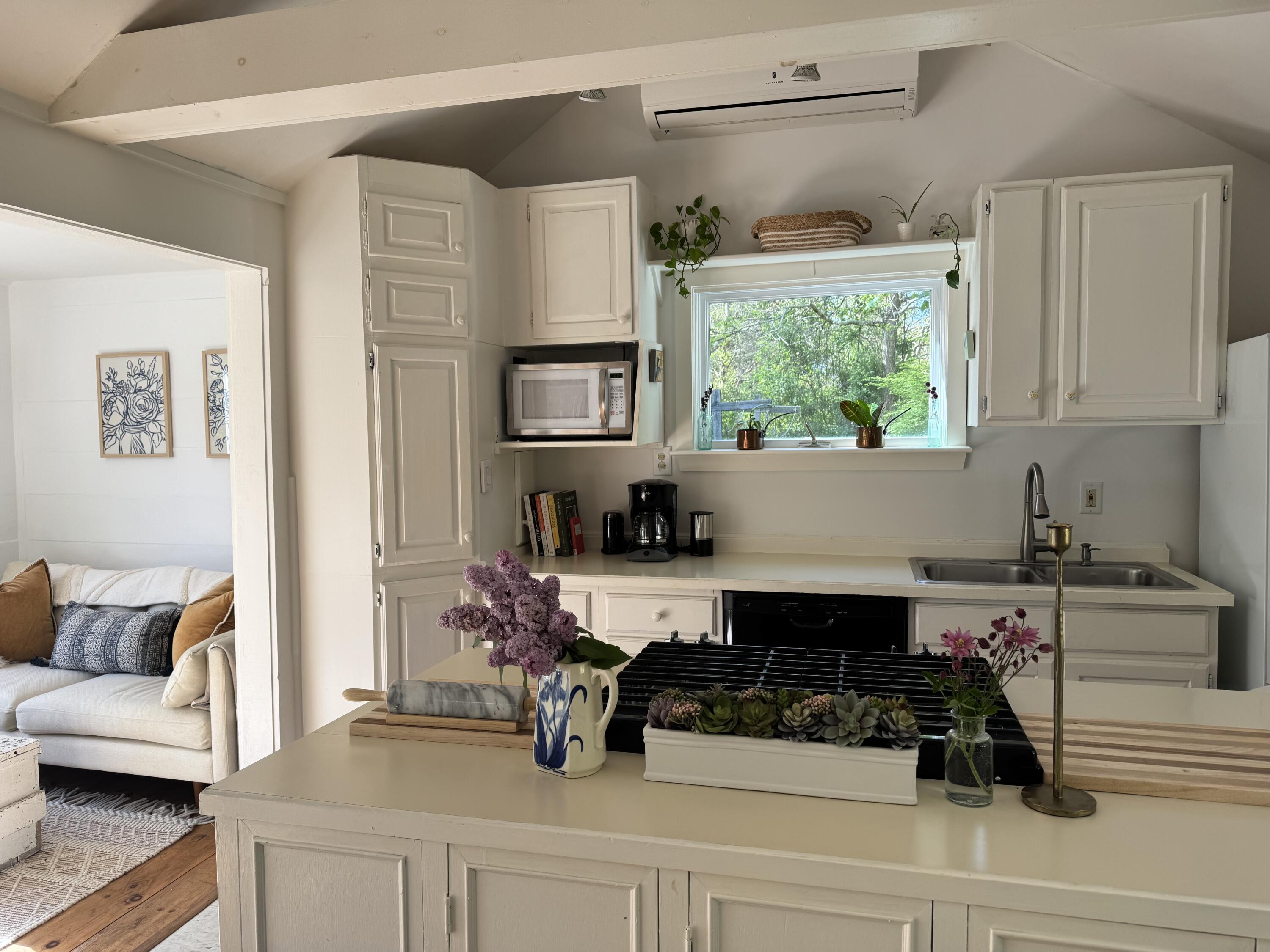 10 Dan'ls Way West Tisbury MA 02575