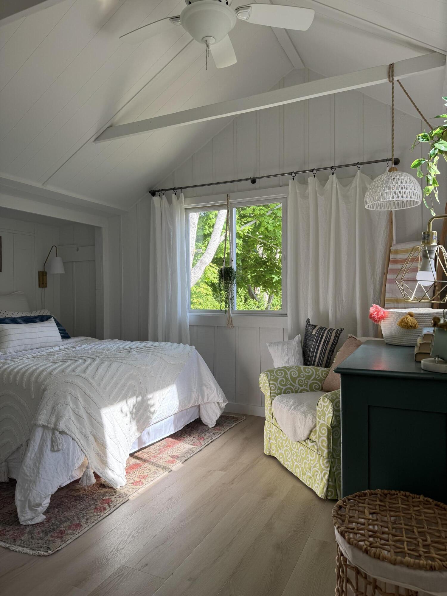 10 Dan'ls Way West Tisbury MA 02575