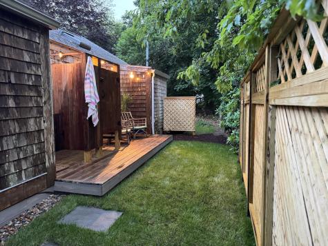 10 Dan'ls Way West Tisbury MA 02575