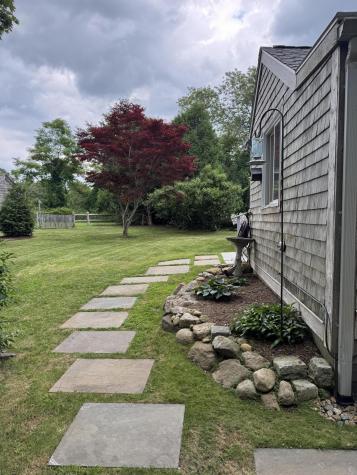 10 Dan'ls Way West Tisbury MA 02575