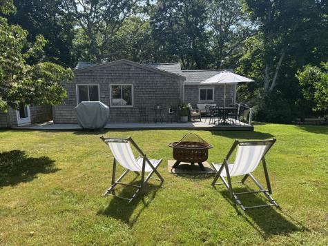 10 Dan'ls Way West Tisbury MA 02575