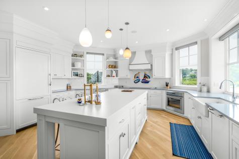 12 Pond Street Chatham MA 02633