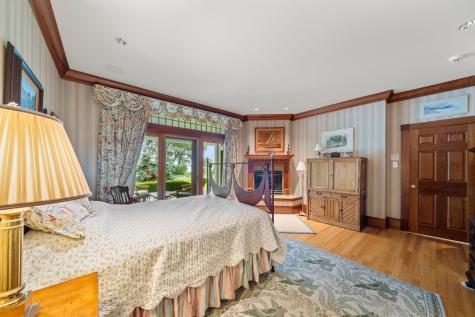 4 Sherbourne Way Wareham MA 02571