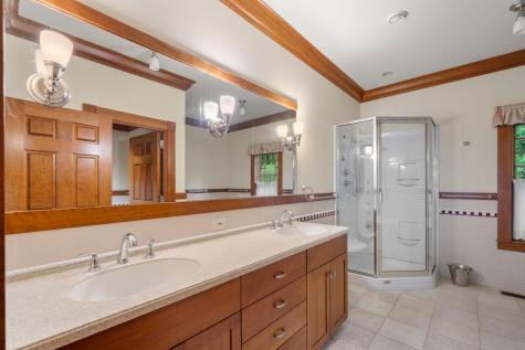 4 Sherbourne Way Wareham MA 02571