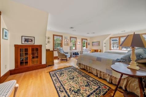 4 Sherbourne Way Wareham MA 02571