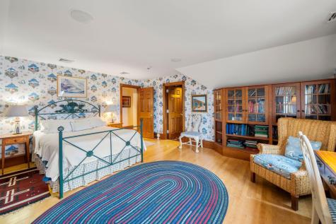 4 Sherbourne Way Wareham MA 02571