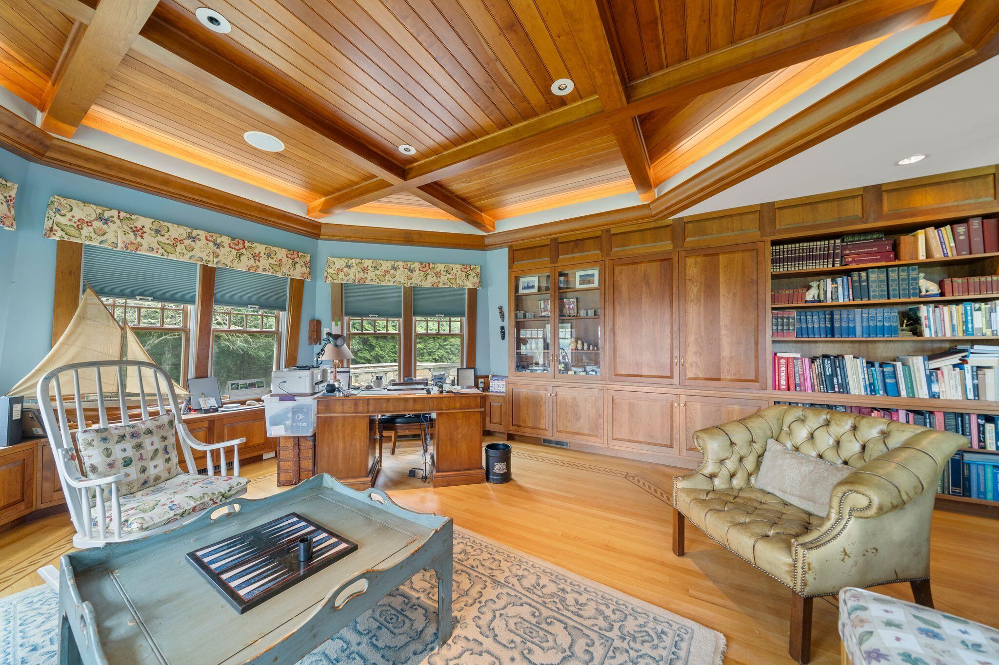 4 Sherbourne Way Wareham MA 02571