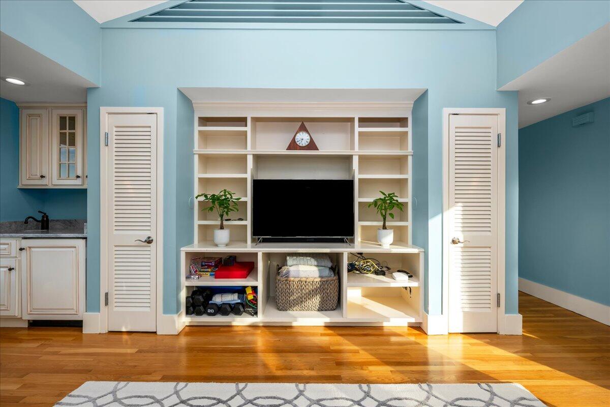 88 Sagamore Road Bourne MA 02562