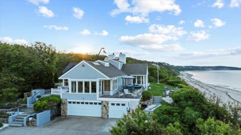 88 Sagamore Road Bourne MA 02562