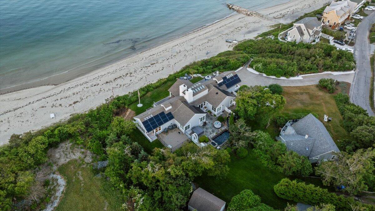 88 Sagamore Road Bourne MA 02562