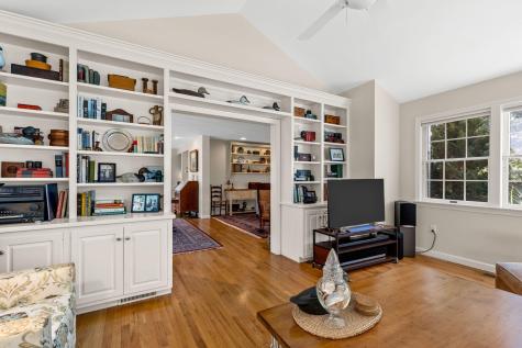12 Pond Street Brewster MA 02631