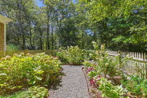 12 Pond Street Brewster MA 02631