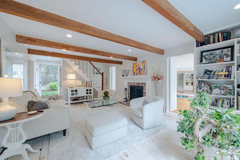 39 Rosewood Lane Barnstable MA 02635