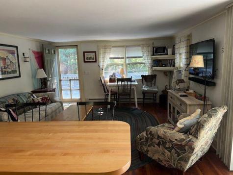 60 -R Carol Lane Oak Bluffs MA 02557