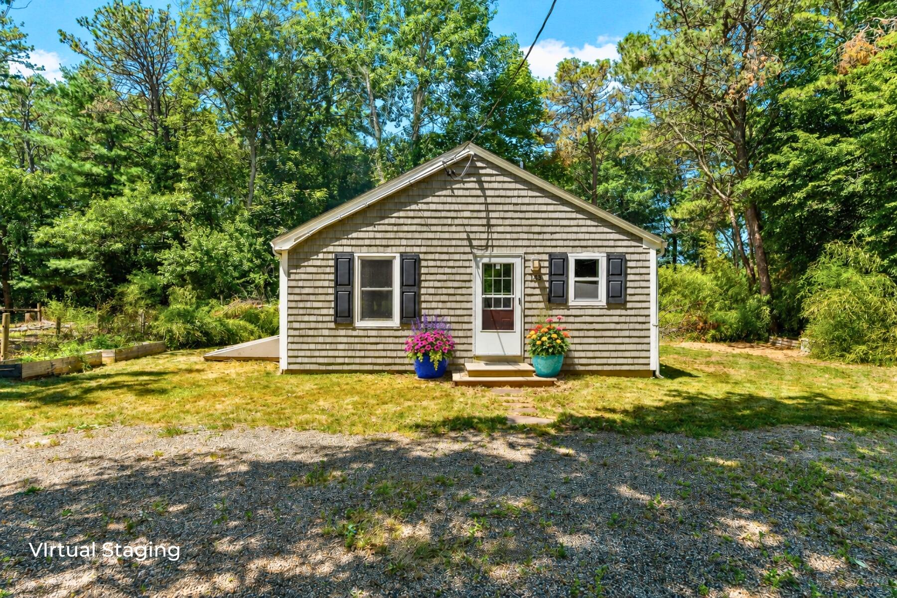 153 Dunns Pond Road Hyannis MA 02601