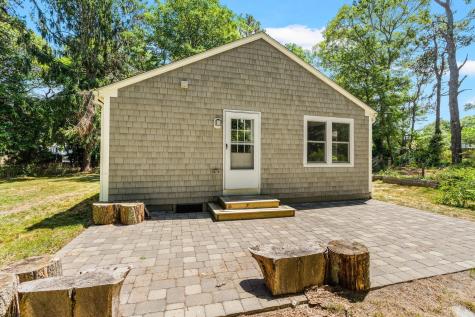 153 Dunns Pond Road MA 02601