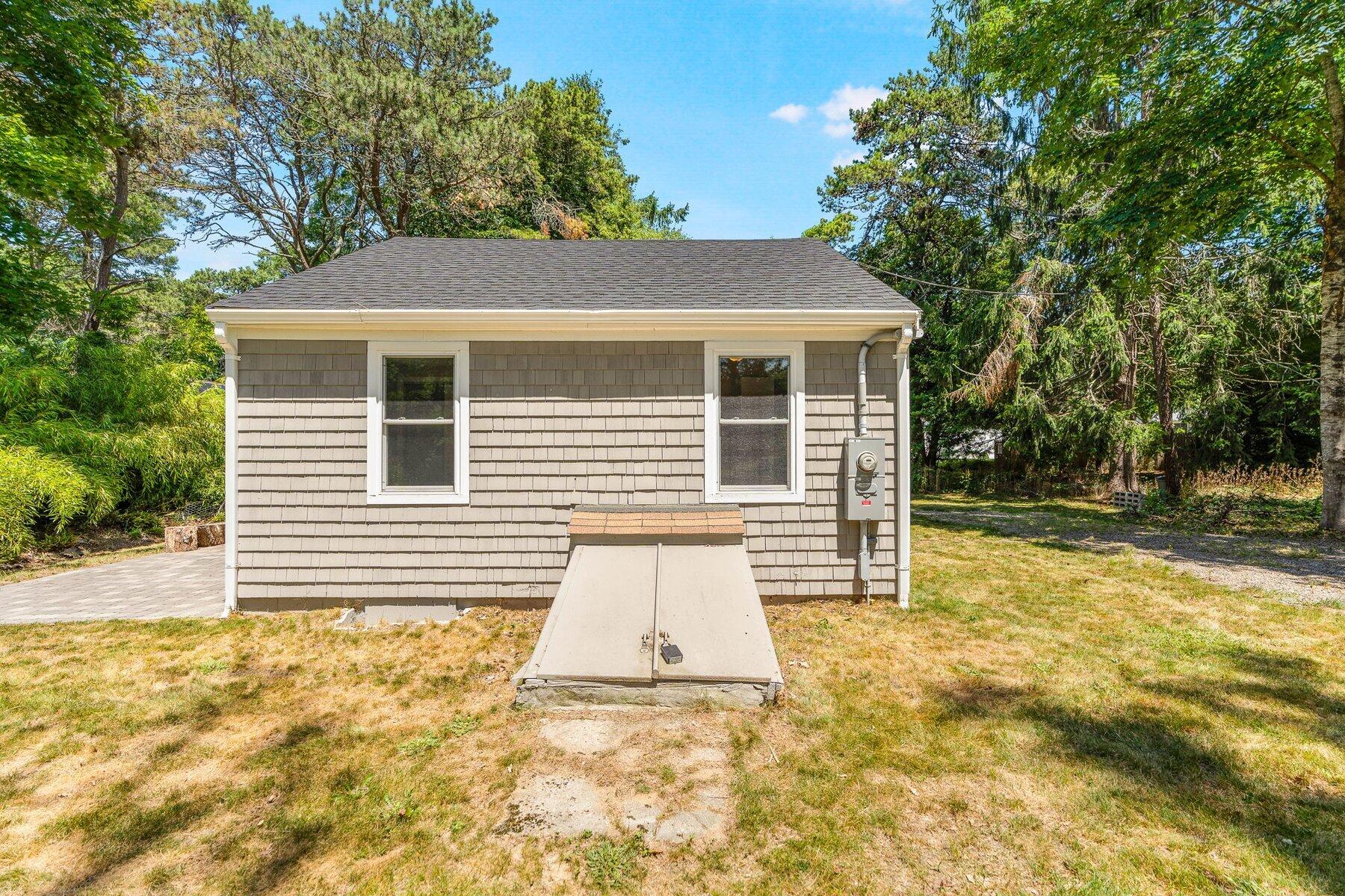 153 Dunns Pond Road Hyannis MA 02601