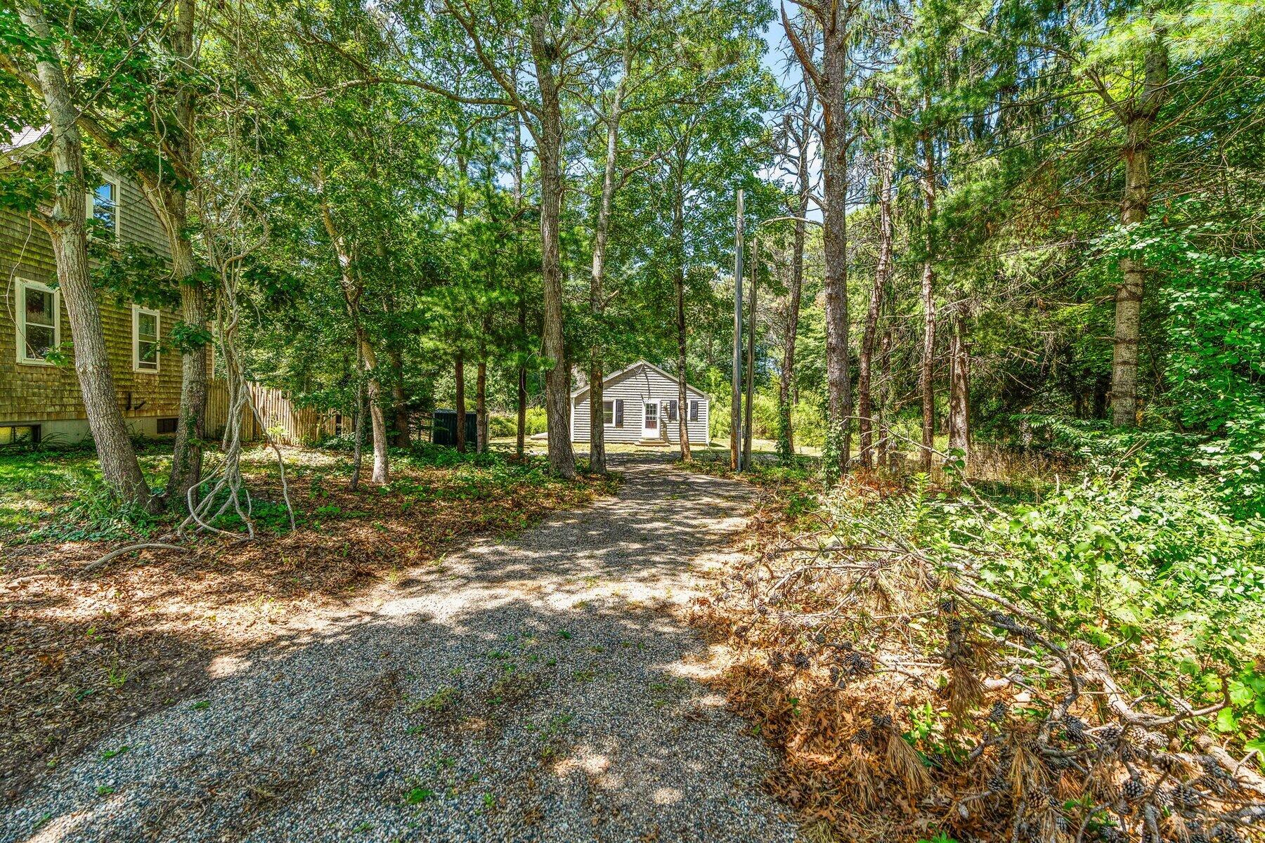 153 Dunns Pond Road Hyannis MA 02601