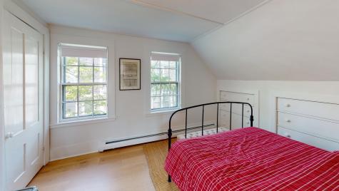 8 Washington Avenue Provincetown MA 02657