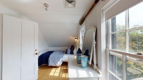 8 Washington Avenue Provincetown MA 02657