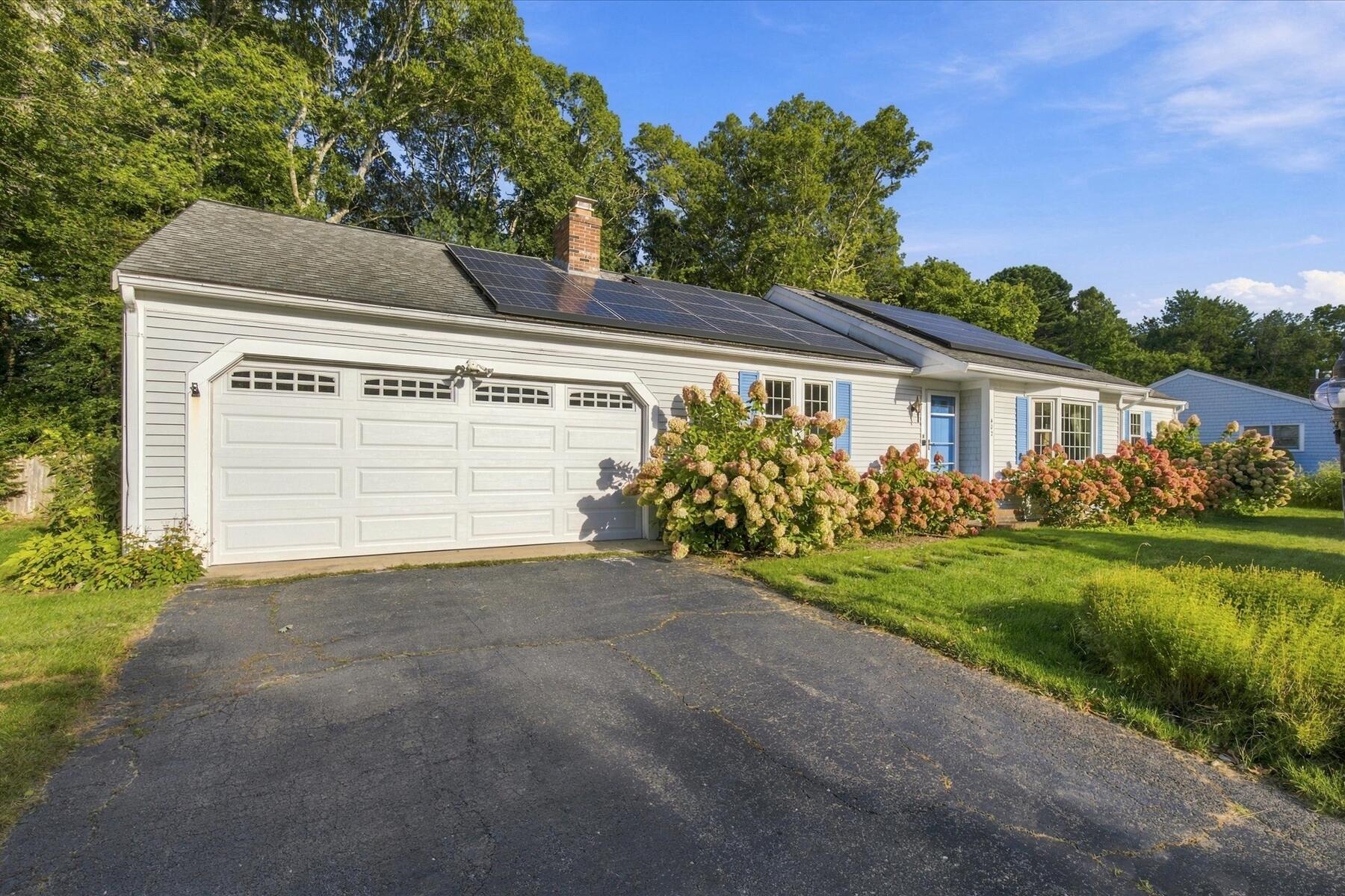 402 Prince Hinckley Road Centerville MA 02632